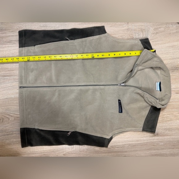 Columbia Men’s Fleece Vest Size M Taupe Gray Zip Up Outdoor Hiking Layer Warm - Picture 5 of 7